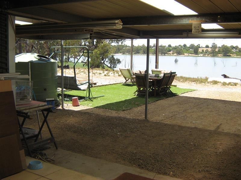 88 Marks Landing, Swan Reach SA 5354
