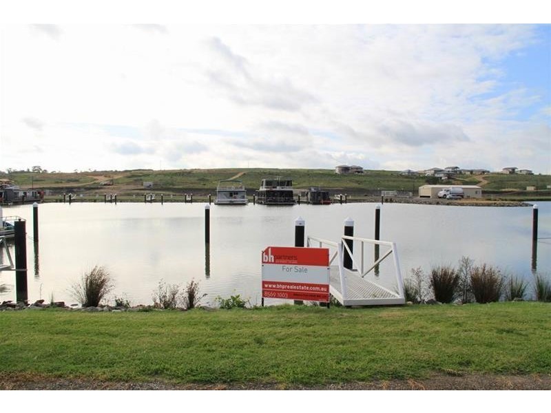 Berth 99 Pelican Drive MANNUM WATERS, Mannum SA 5238