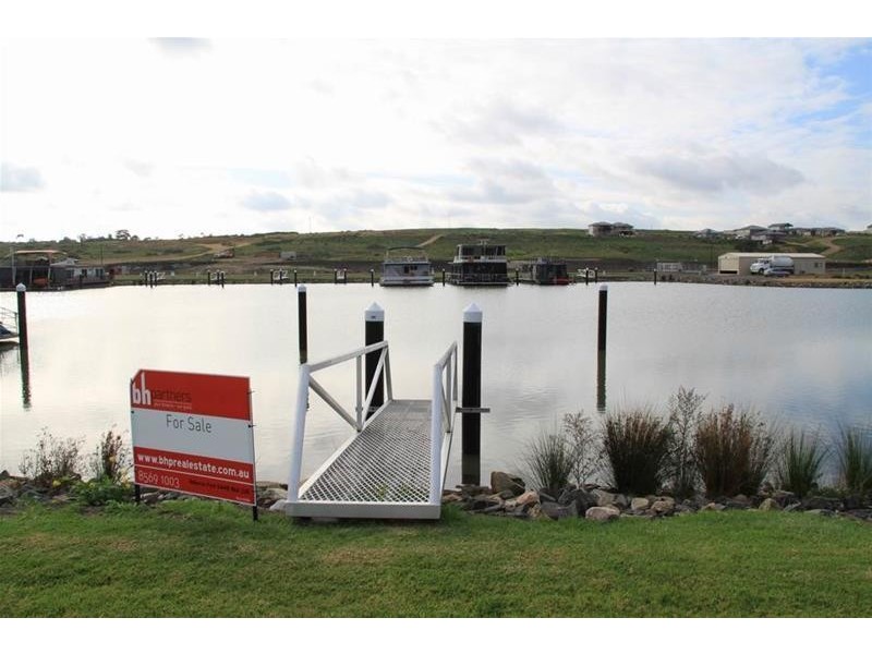 Berth 99 Pelican Drive MANNUM WATERS, Mannum SA 5238