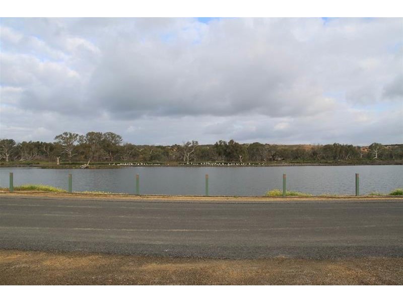 Berth 99 Pelican Drive MANNUM WATERS, Mannum SA 5238