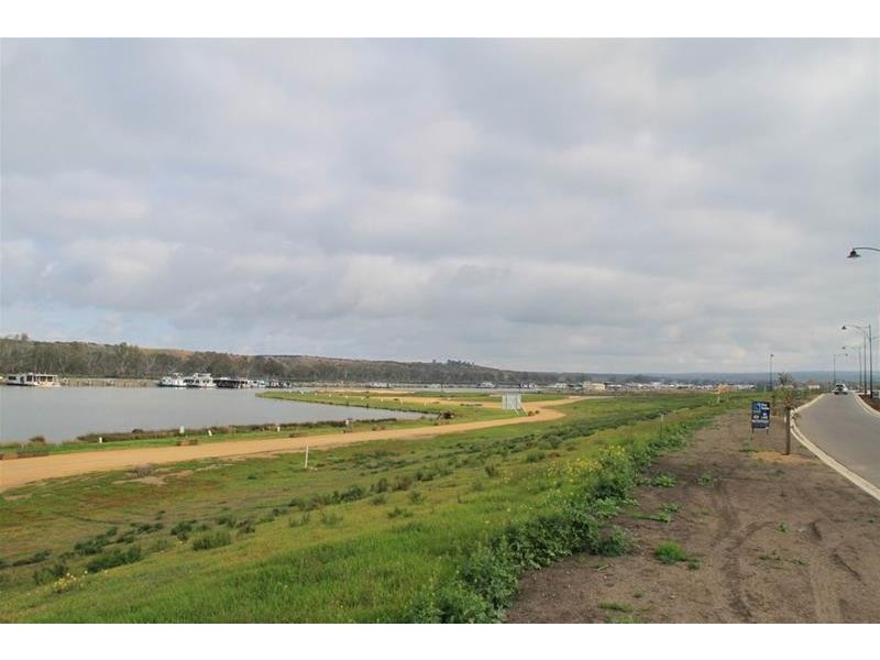 Berth 99 Pelican Drive MANNUM WATERS, Mannum SA 5238