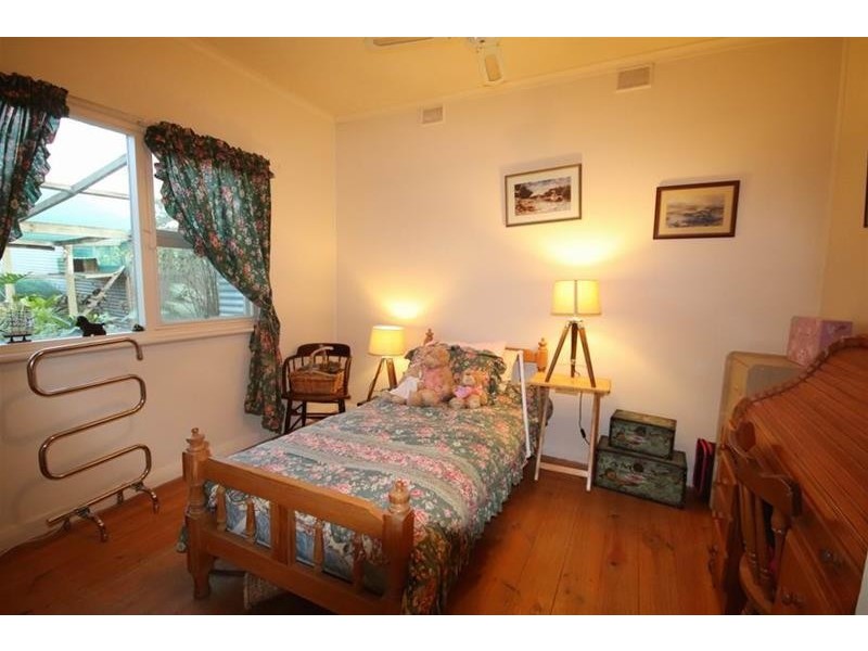 64 Adelaide Road, Mannum SA 5238