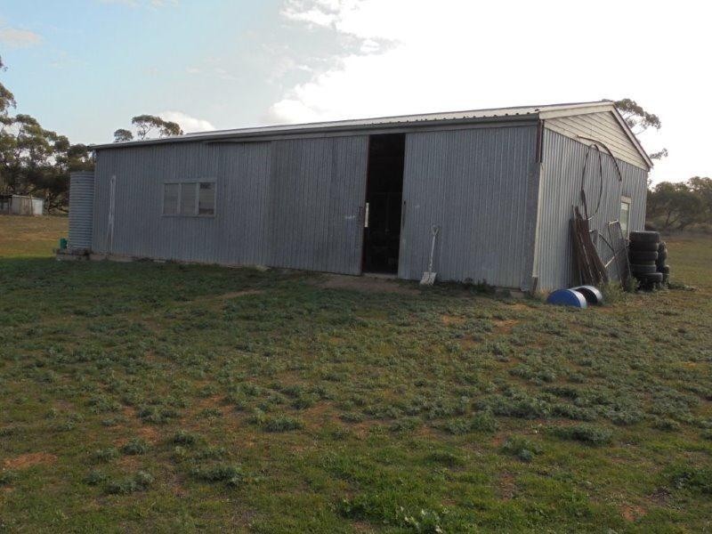 7952 Murraylands Road, Black Hill SA 5353