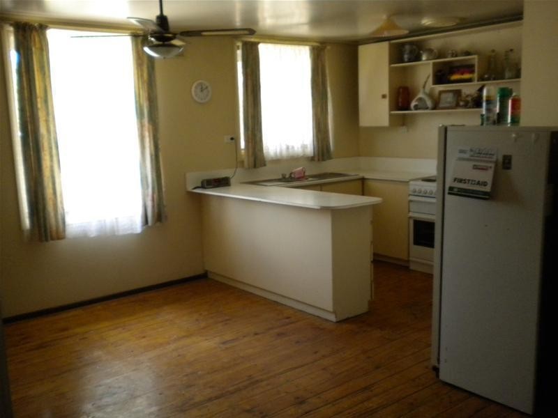 13 Charles Street, Mannum SA 5238