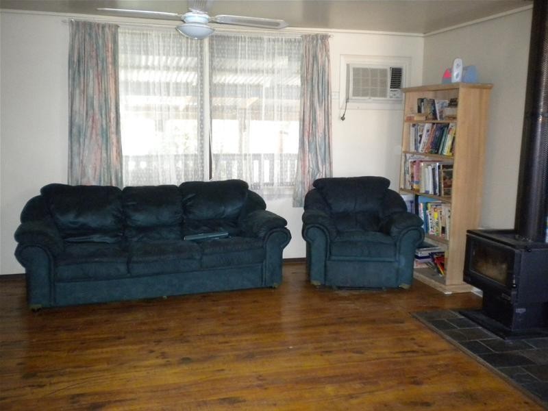 13 Charles Street, Mannum SA 5238