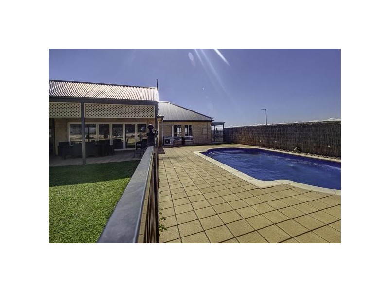 39 cnr Ridley and Randell Road, Mannum SA 5238