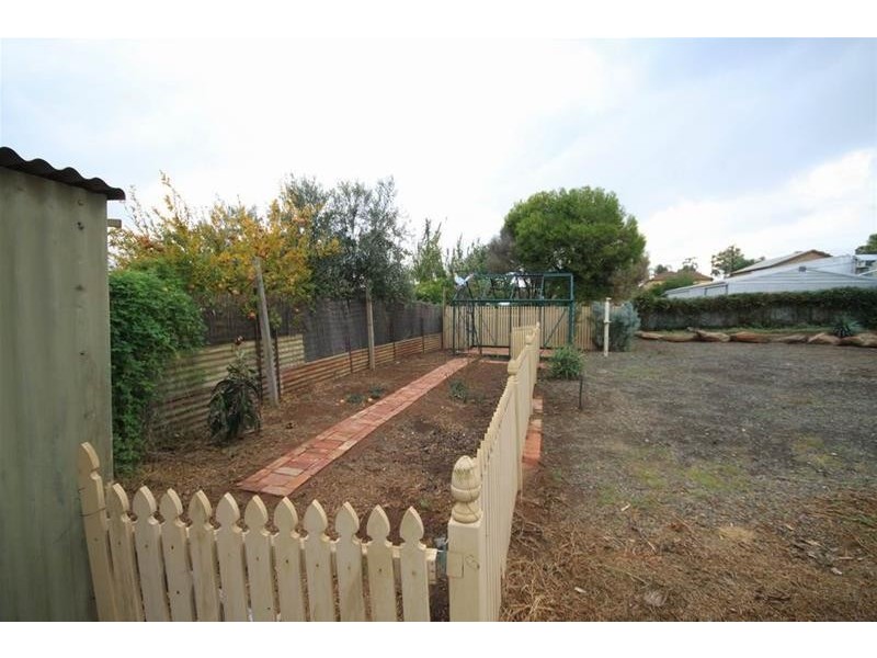 33 William Street, Mannum SA 5238