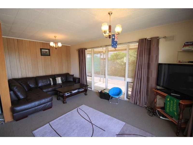 13 Esplanade, Mannum SA 5238