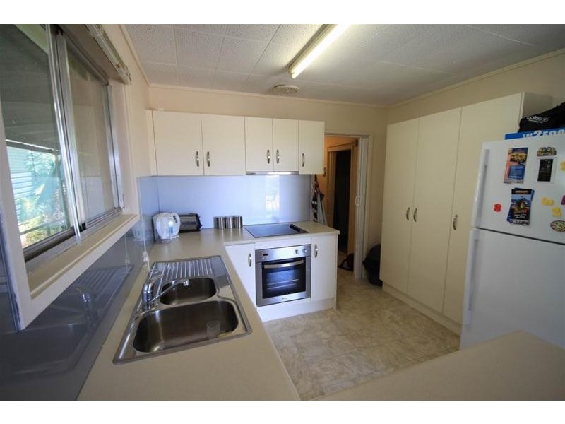 13 Esplanade, Mannum SA 5238