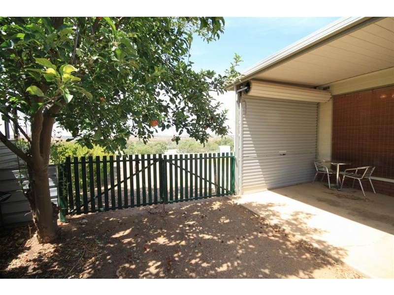 13 Esplanade, Mannum SA 5238
