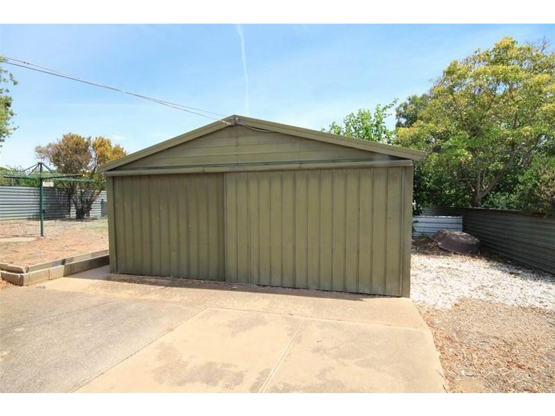 13 Esplanade, Mannum SA 5238