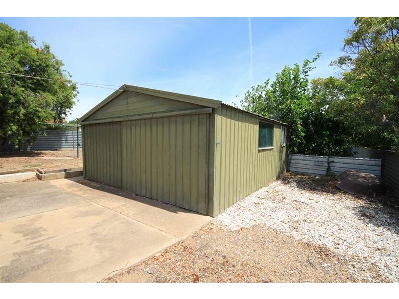 13 Esplanade, Mannum SA 5238
