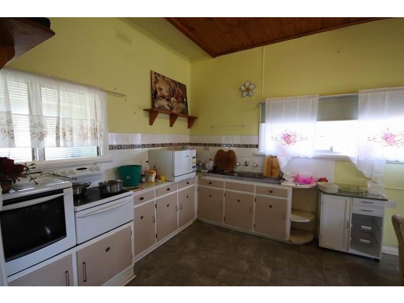 34 Adelaide  Road, Mannum SA 5238