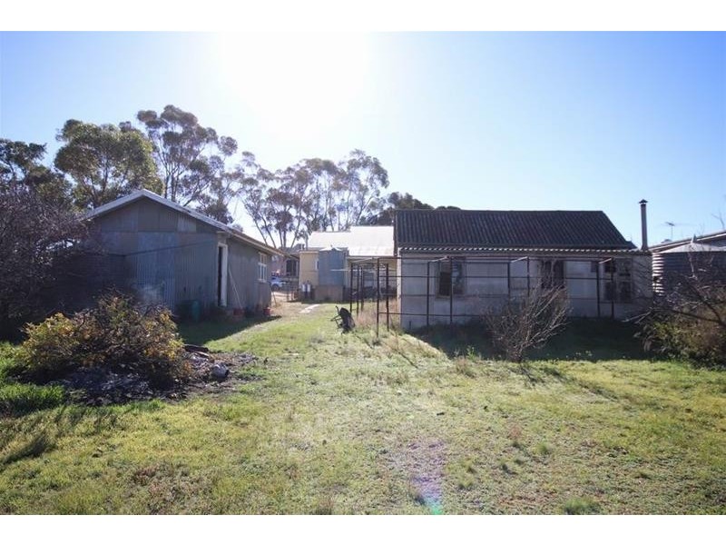 34 Adelaide  Road, Mannum SA 5238