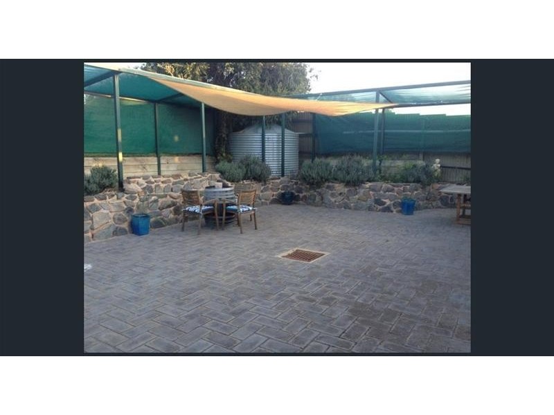 30 Anzac Avenue, Swan Reach SA 5354