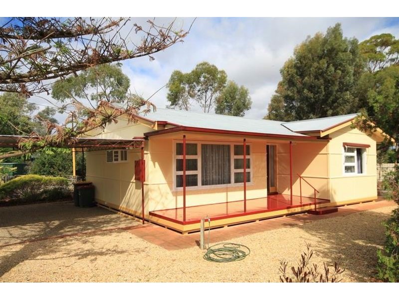 18 Greening Street, Mannum SA 5238