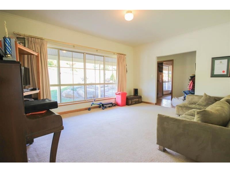 11 Vista Court, Gumeracha SA 5233