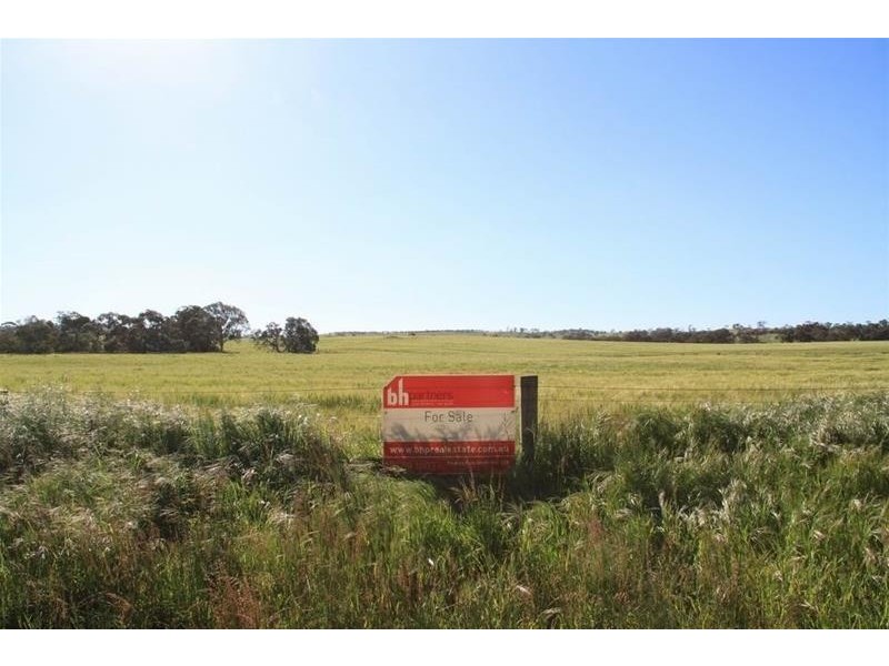 Section 330 & 405 and 332 Kubenk Road, Rockleigh SA 5254