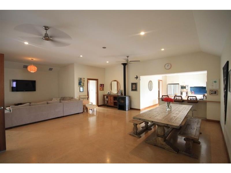 15 Walker Avenue, Mannum SA 5238