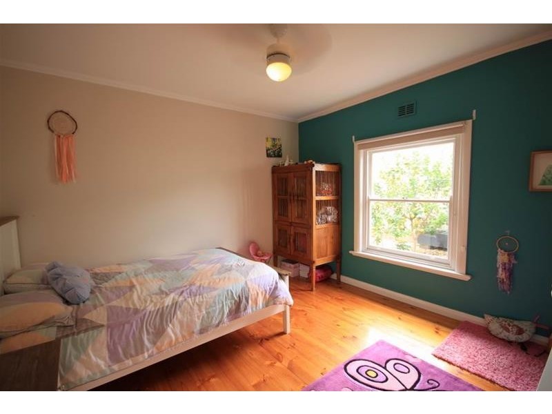 15 Walker Avenue, Mannum SA 5238