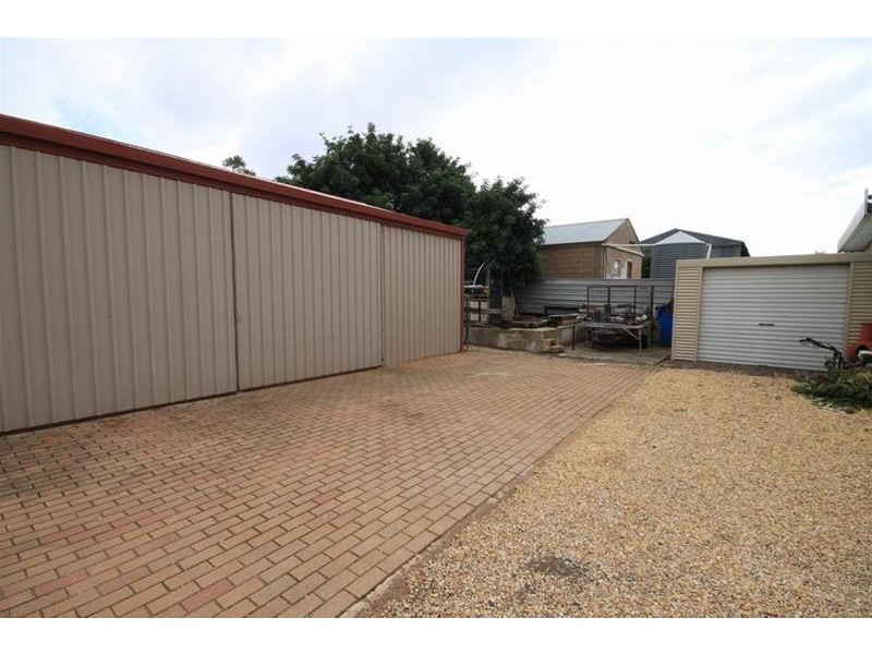 15 Walker Avenue, Mannum SA 5238