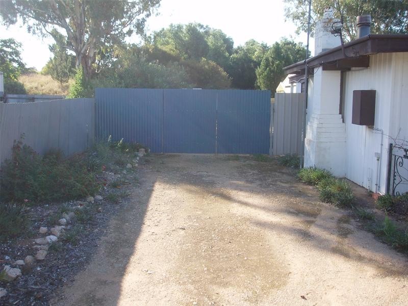 26 Horstmann Crescent, Swan Reach SA 5354