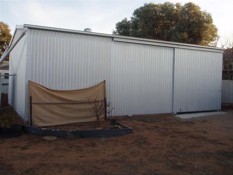 10 Charles Street, Mannum SA 5238