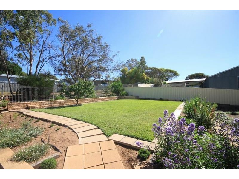 16 Baseby Road, Mannum SA 5238