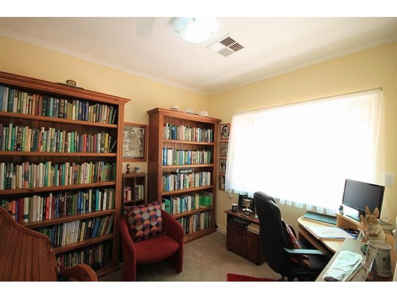 16 Baseby Road, Mannum SA 5238