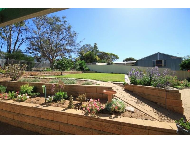 16 Baseby Road, Mannum SA 5238