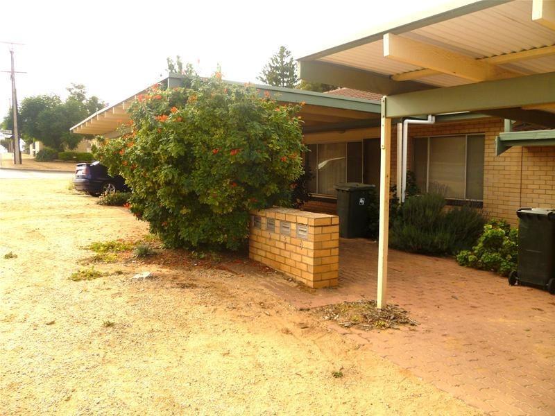 1, 2, 3, 4/16 Walker Avenue, Mannum SA 5238