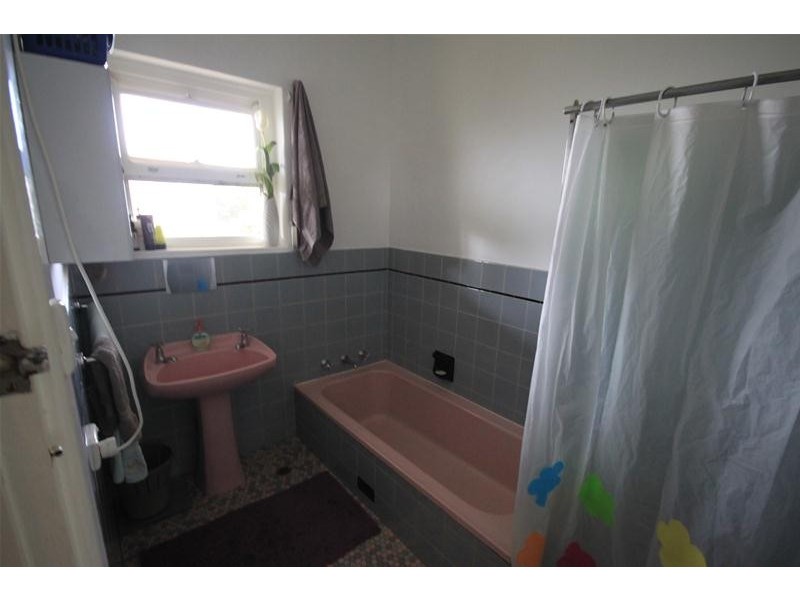 13 Greening Street, Mannum SA 5238