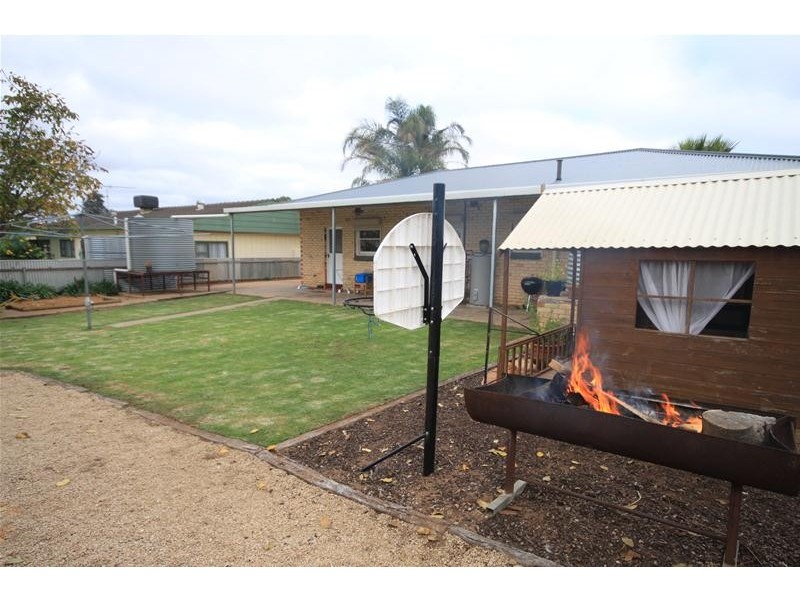 13 Greening Street, Mannum SA 5238