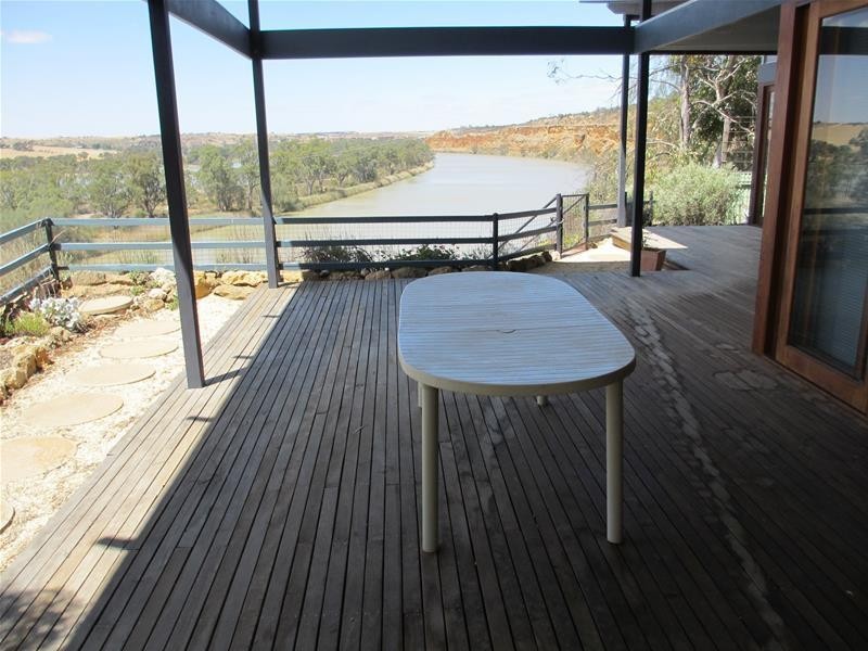 206 Cliff View Drive, Walker Flat SA 5238