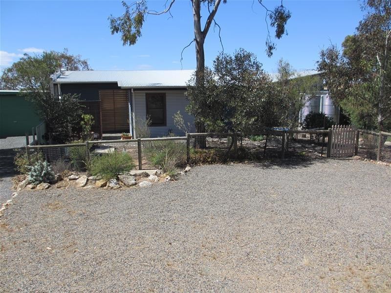 206 Cliff View Drive, Walker Flat SA 5238