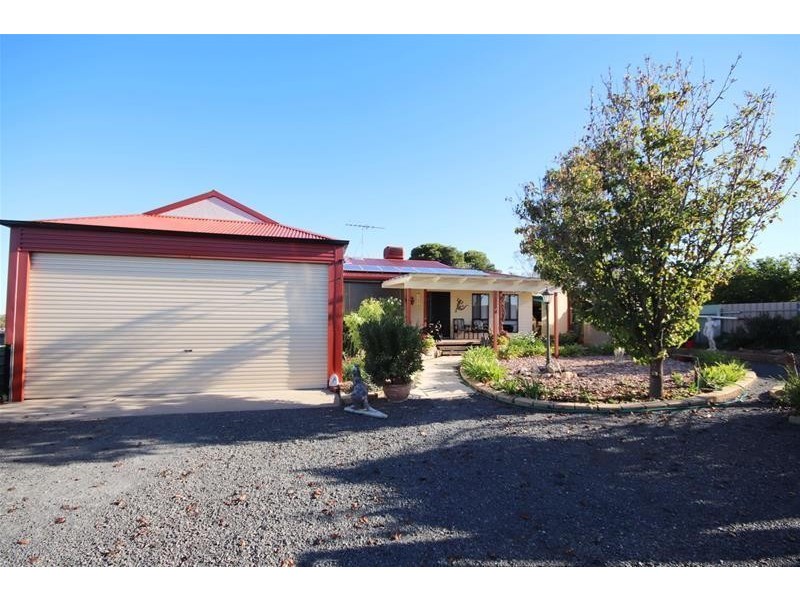 2 Edward Street, Mannum SA 5238
