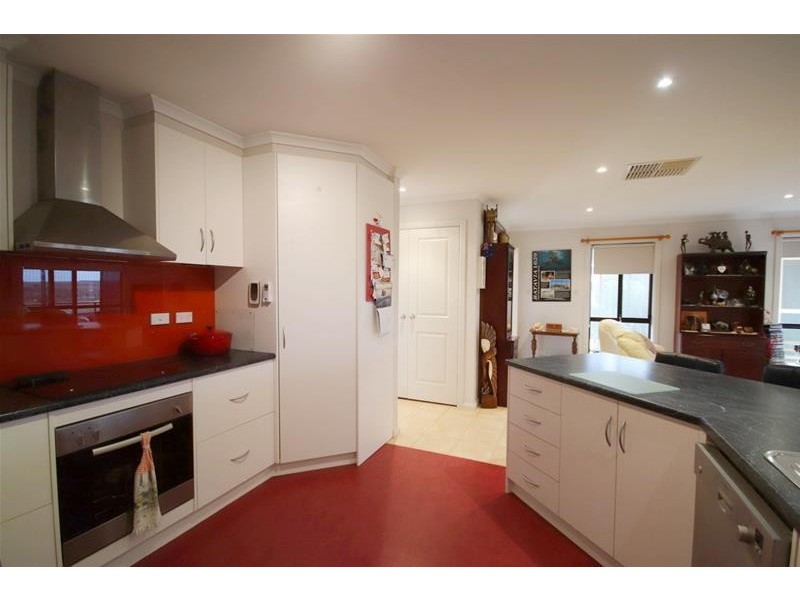 2 Edward Street, Mannum SA 5238