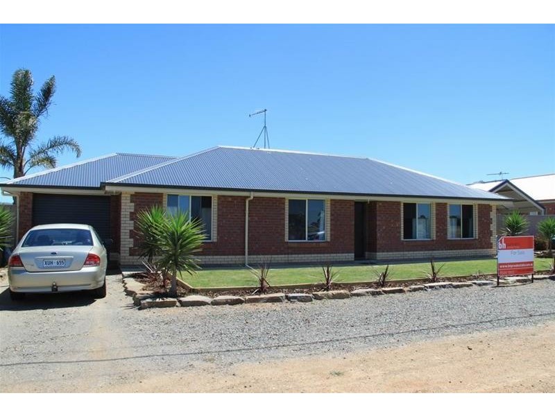 33 Hume Avenue, Murray Bridge SA 5253