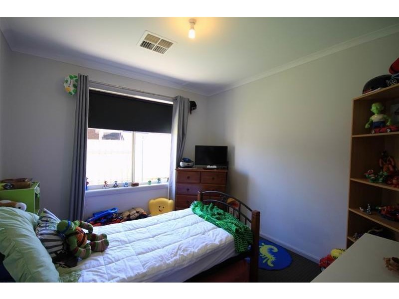 33 Hume Avenue, Murray Bridge SA 5253