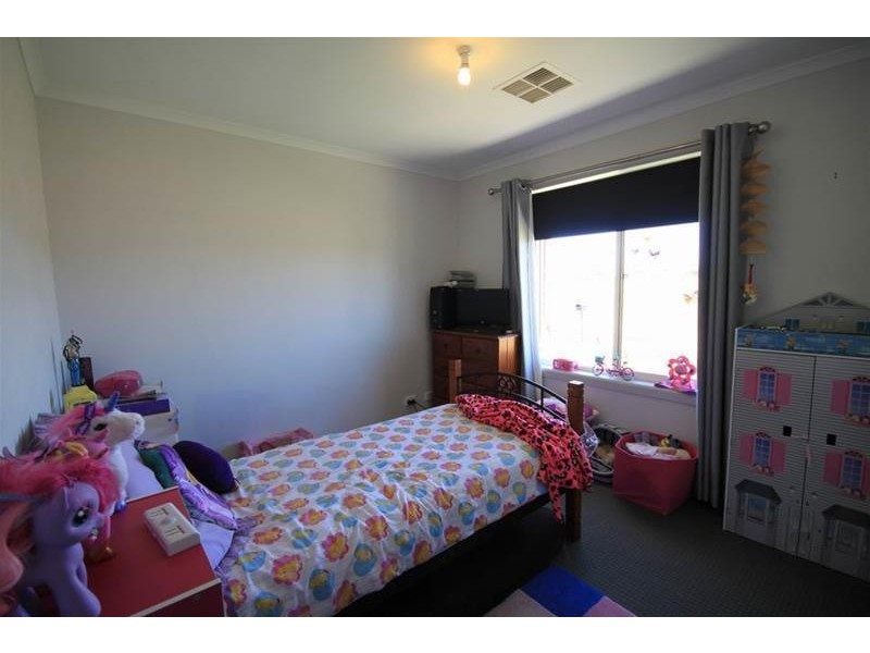 33 Hume Avenue, Murray Bridge SA 5253