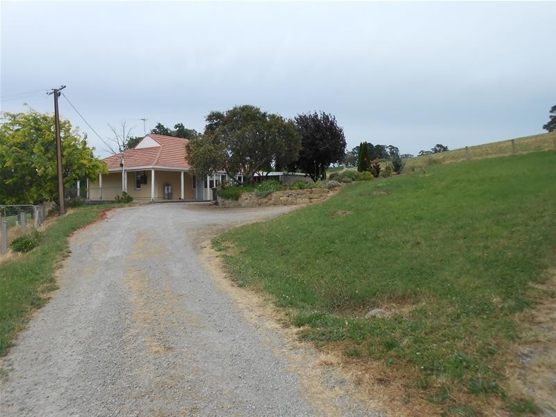 272 Kumnick Hill Road, Woodside SA 5244