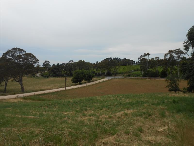 272 Kumnick Hill Road, Woodside SA 5244