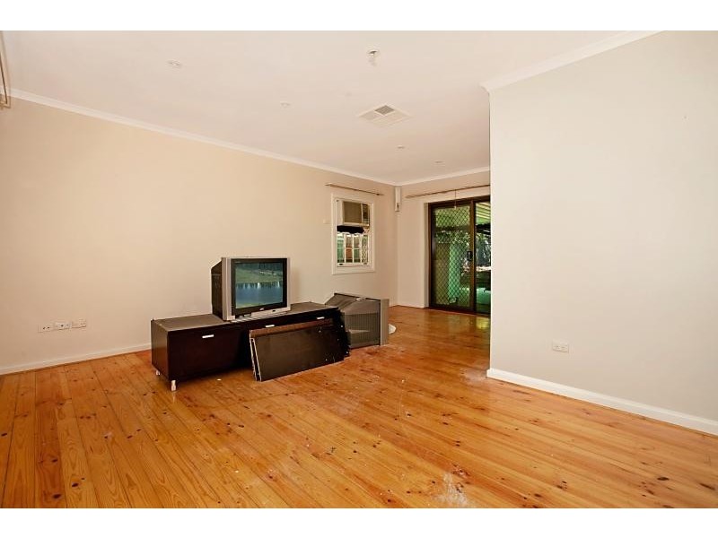 10 Perrott Street, Elizabeth Park SA 5113