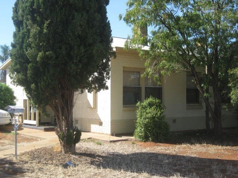 2 Dayman Street, Elizabeth Park SA 5113