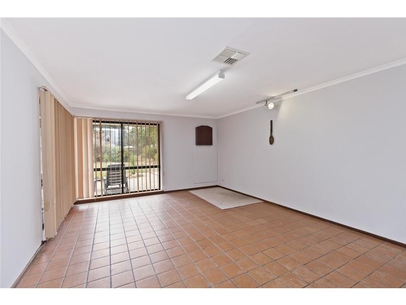 102 McIntyre Road, Macdonald Park SA 5121