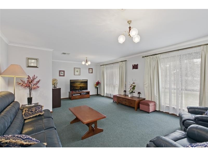 102 McIntyre Road, Macdonald Park SA 5121