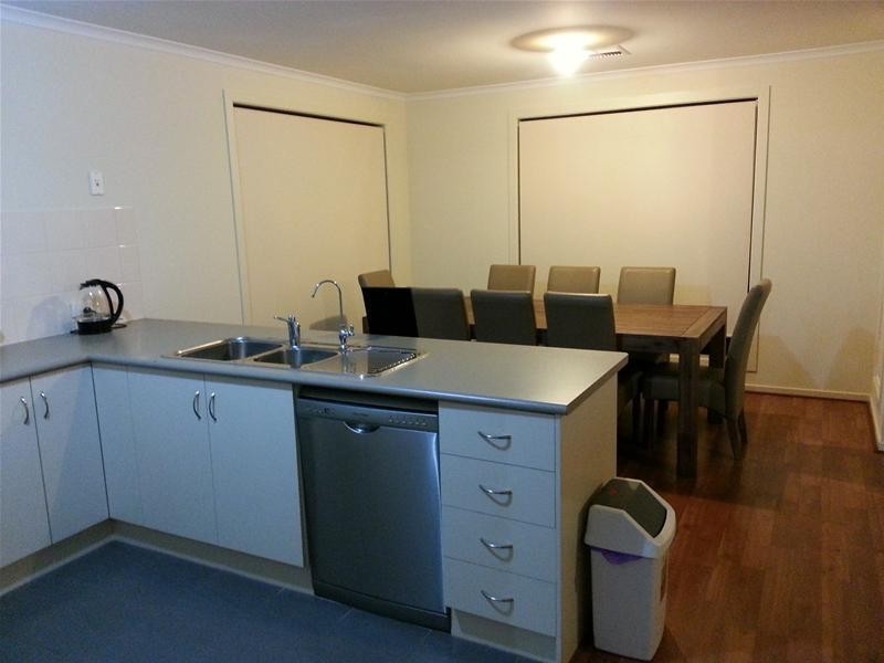 38 Coonawarra Avenue, Andrews Farm SA 5114