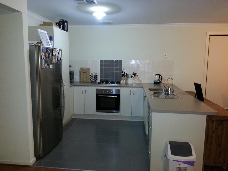 38 Coonawarra Avenue, Andrews Farm SA 5114