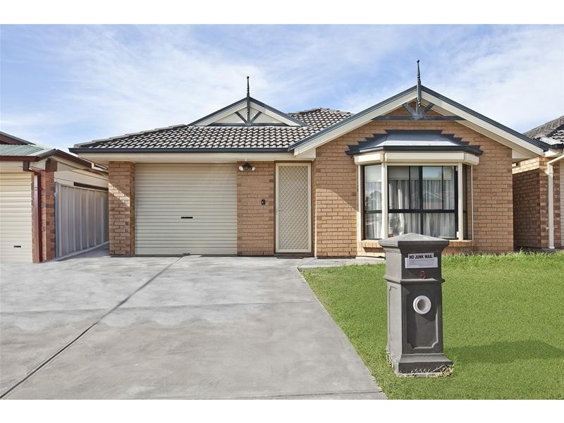 8 Lucy Street, Burton SA 5110