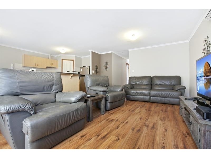 8 Lucy Street, Burton SA 5110